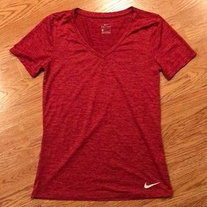 Athletic shirt